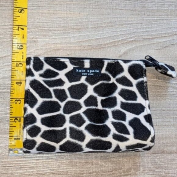 NWOT Kate Spade Giraffe Pattern Faux Fur Clutch - Picture 2 of 7